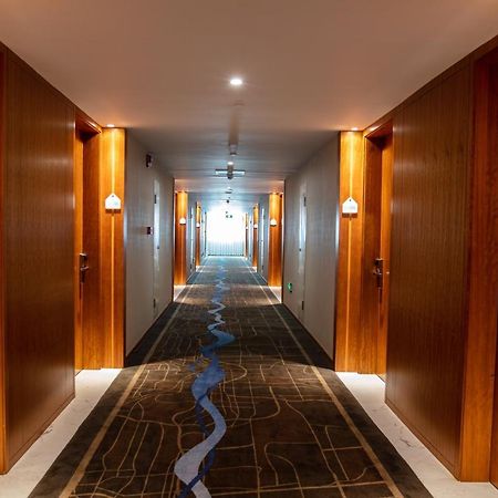 Holiday Inn Express Luoyang Xiyuan Εξωτερικό φωτογραφία